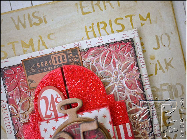 Holiday Decor Panel by Aida Haron | www.timholtz.com